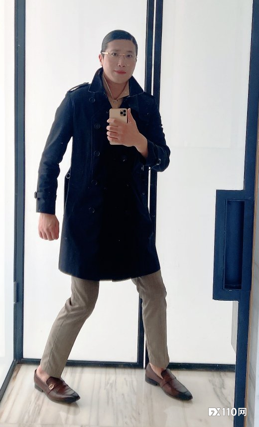 2024年10月04日:&#x3010;汇查查&#x3011;圈内第一网红割韭菜&#xFF0C;&#x201C;人类高质量男性&#x201D;粉丝群收费7万5